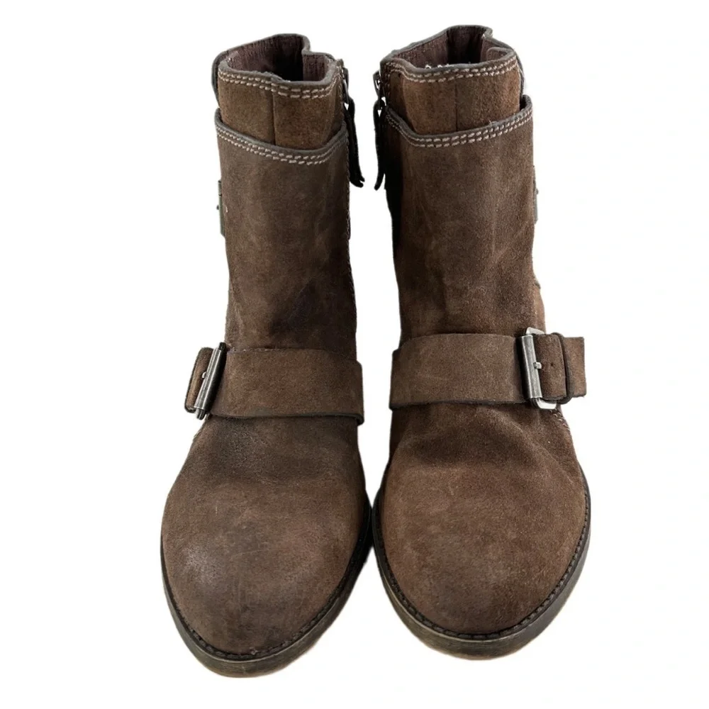 Nine West vintage America Vasabady ankle booties 10.5 brown suede western boots